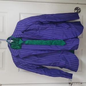 Spirit Halloween DC the Joker Suit, size child large 12-14